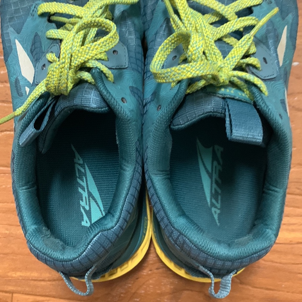 Altra Lone Peak 6 Trail Running Shoes - Picture 7 of 10